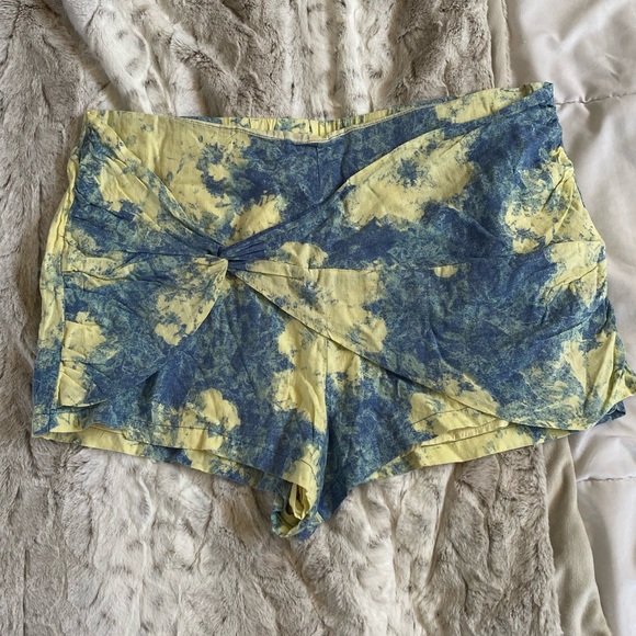 Free People Pants - Free People blue& yellow shorts